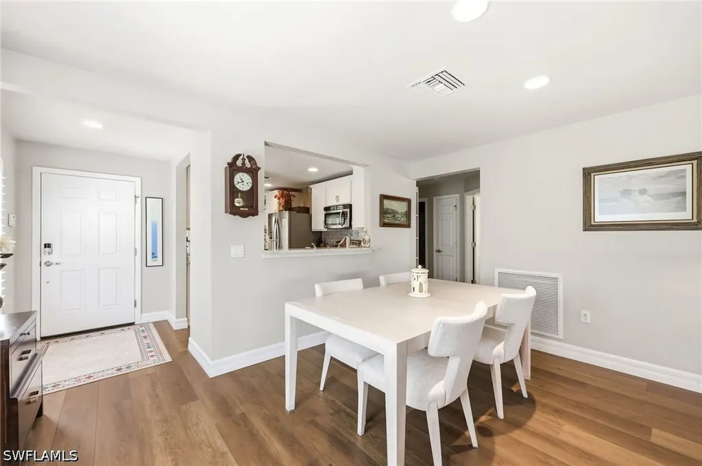 8721 Querce Court Naples FL 34114