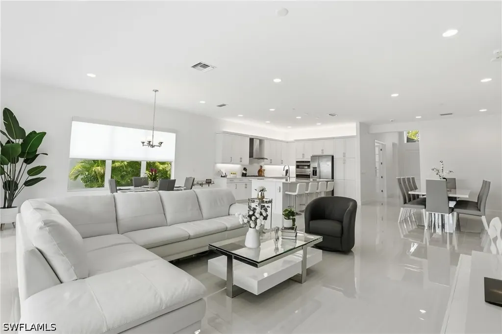 11949 Gardenia Avenue Naples FL 34120