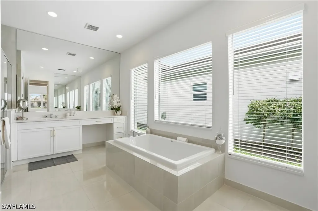 11949 Gardenia Avenue Naples FL 34120