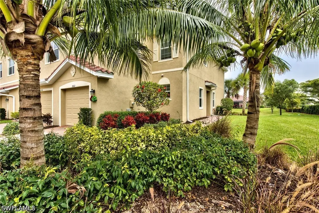 2612 Blossom Way Naples FL 34120