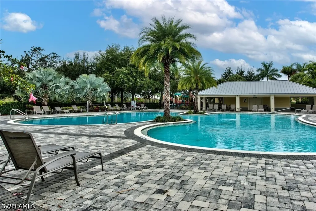 2612 Blossom Way Naples FL 34120