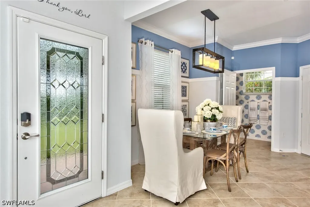 2612 Blossom Way Naples FL 34120