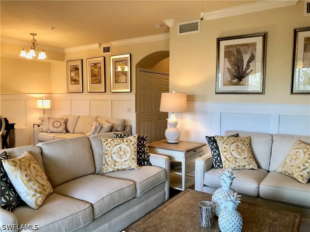 9834 Giaveno Naples FL 34113