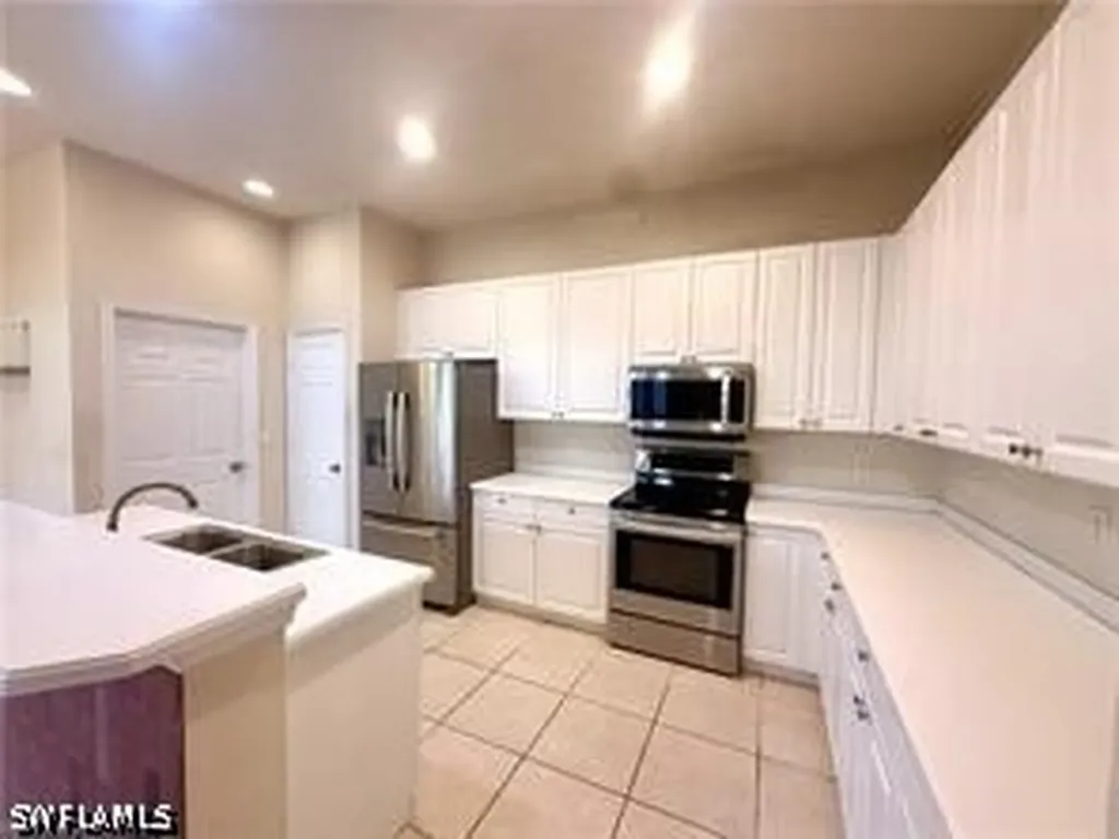 5642 Kensington Loop Fort Myers FL 33912