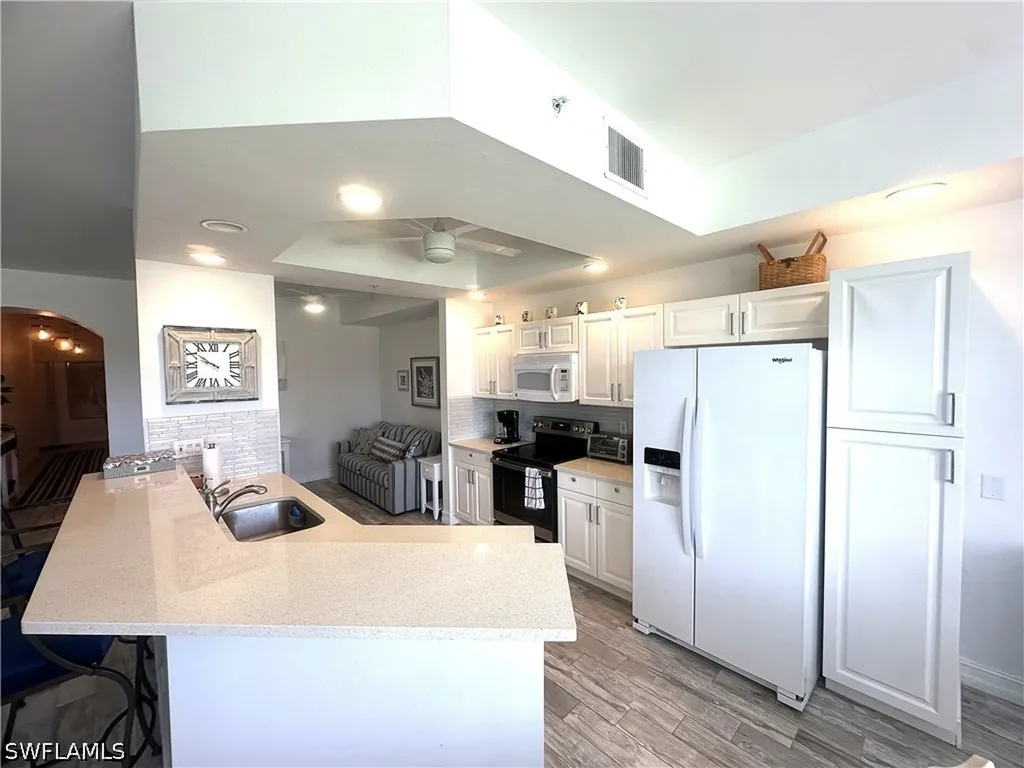2880 Cypress Trace Circle Naples FL 34119