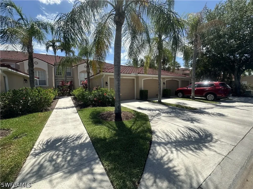 2880 Cypress Trace Circle Naples FL 34119