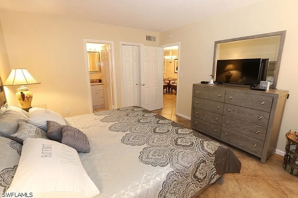 820 Ketch Drive Naples FL 34103