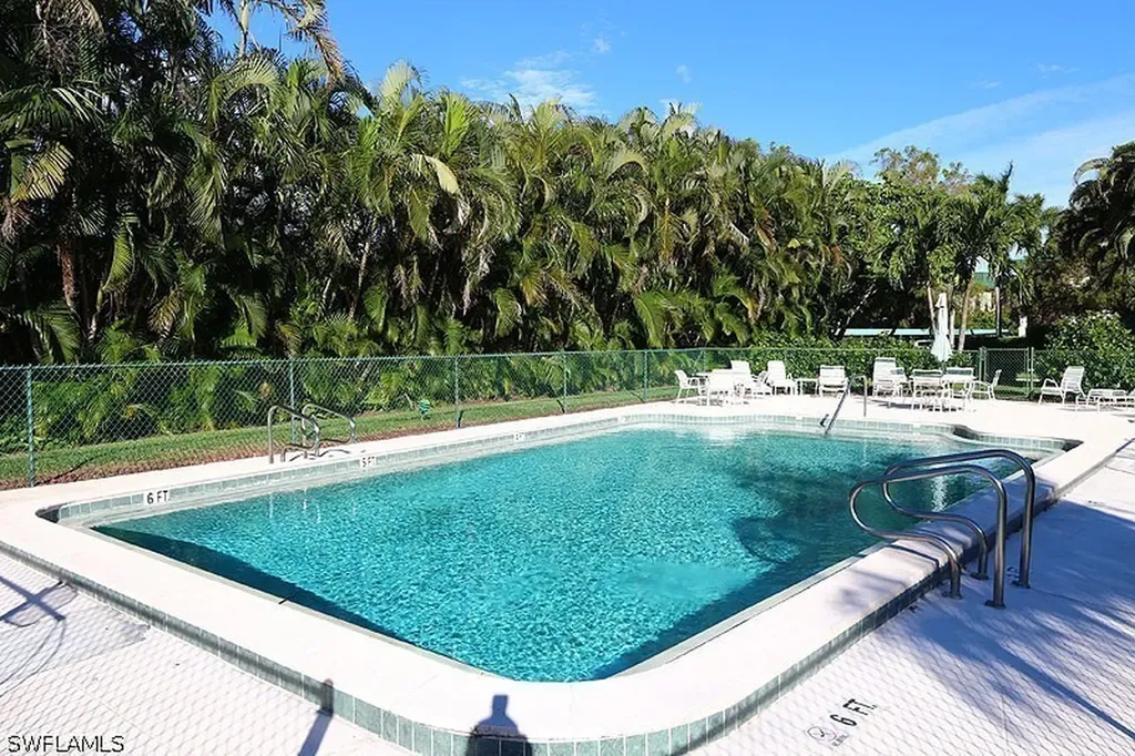 820 Ketch Drive Naples FL 34103