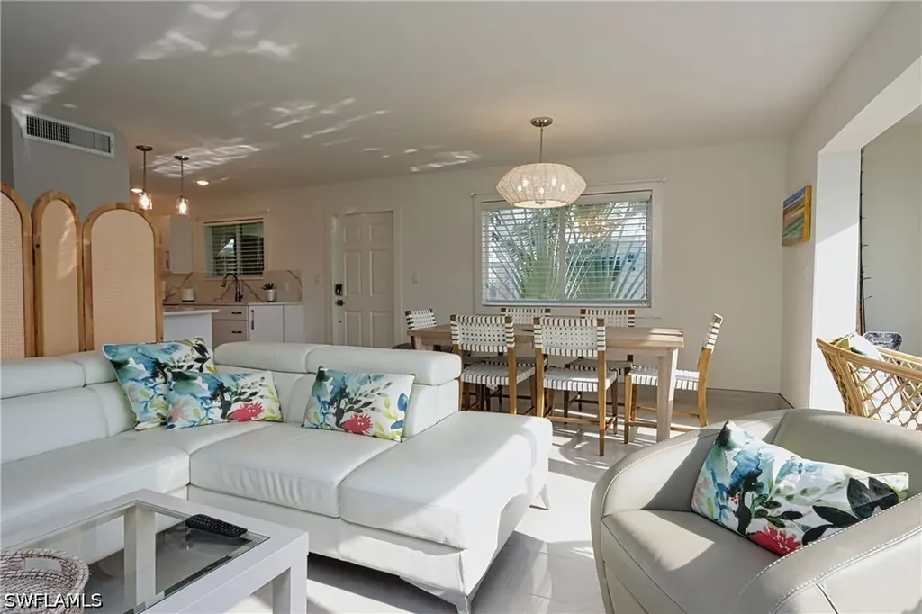 2500 Gulf Shore Boulevard N Naples FL 34103