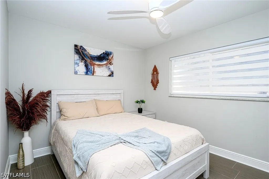 810 103rd Avenue N Naples FL 34108