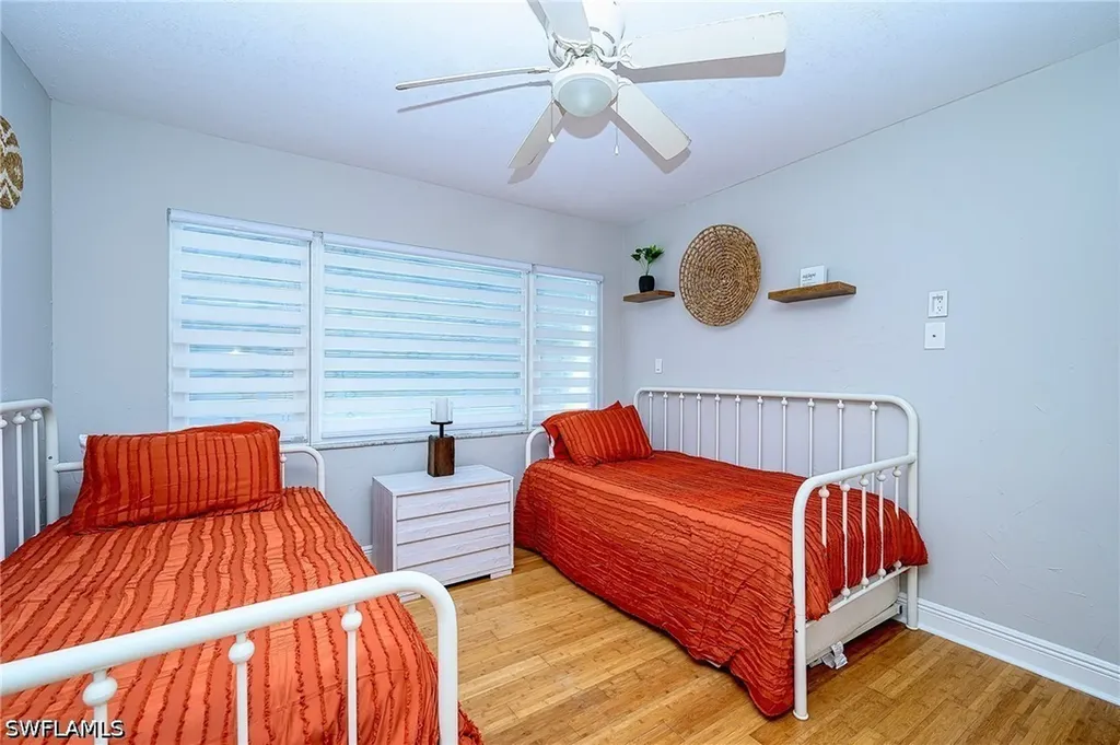 810 103rd Avenue N Naples FL 34108