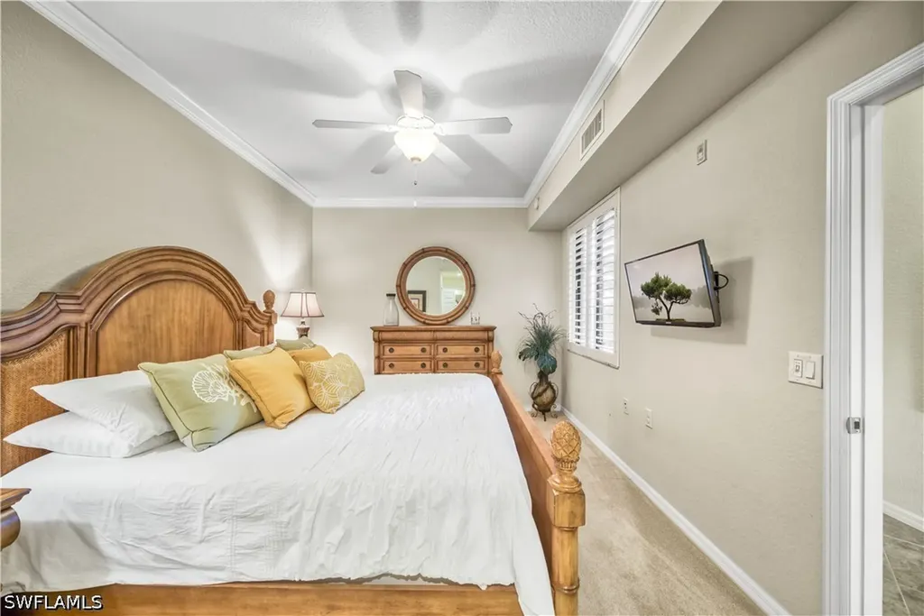 9715 Acqua Court Naples FL 34113