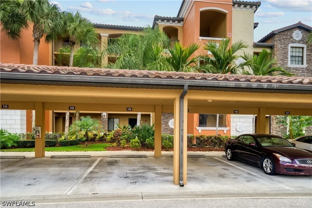 9715 Acqua Court Naples FL 34113