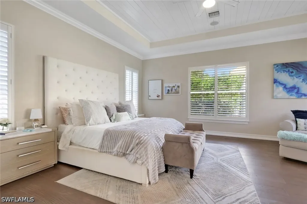 5074 Rustic Oaks Circle Naples FL 34105