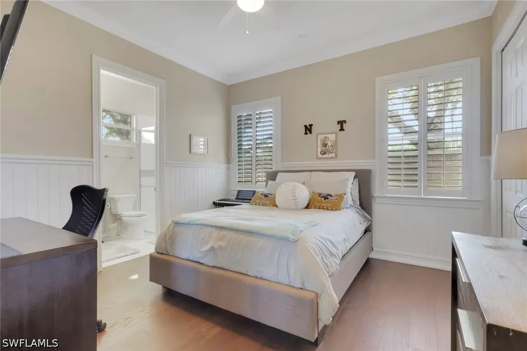 5074 Rustic Oaks Circle Naples FL 34105