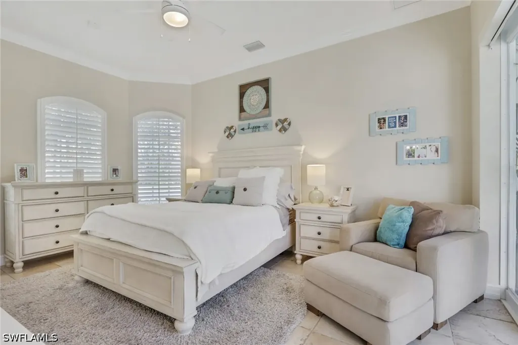 5074 Rustic Oaks Circle Naples FL 34105