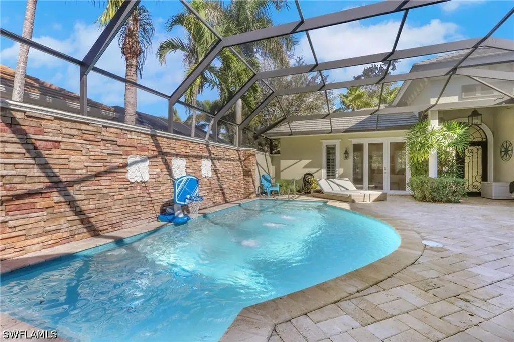 5074 Rustic Oaks Circle Naples FL 34105