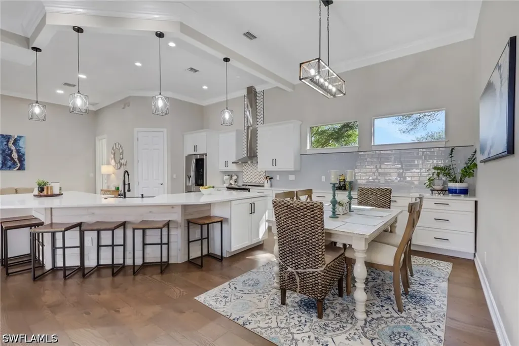 5074 Rustic Oaks Circle Naples FL 34105