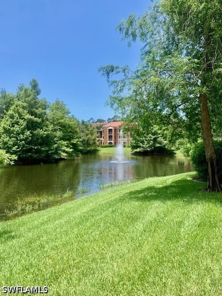 1180 Reserve Way Naples FL 34105