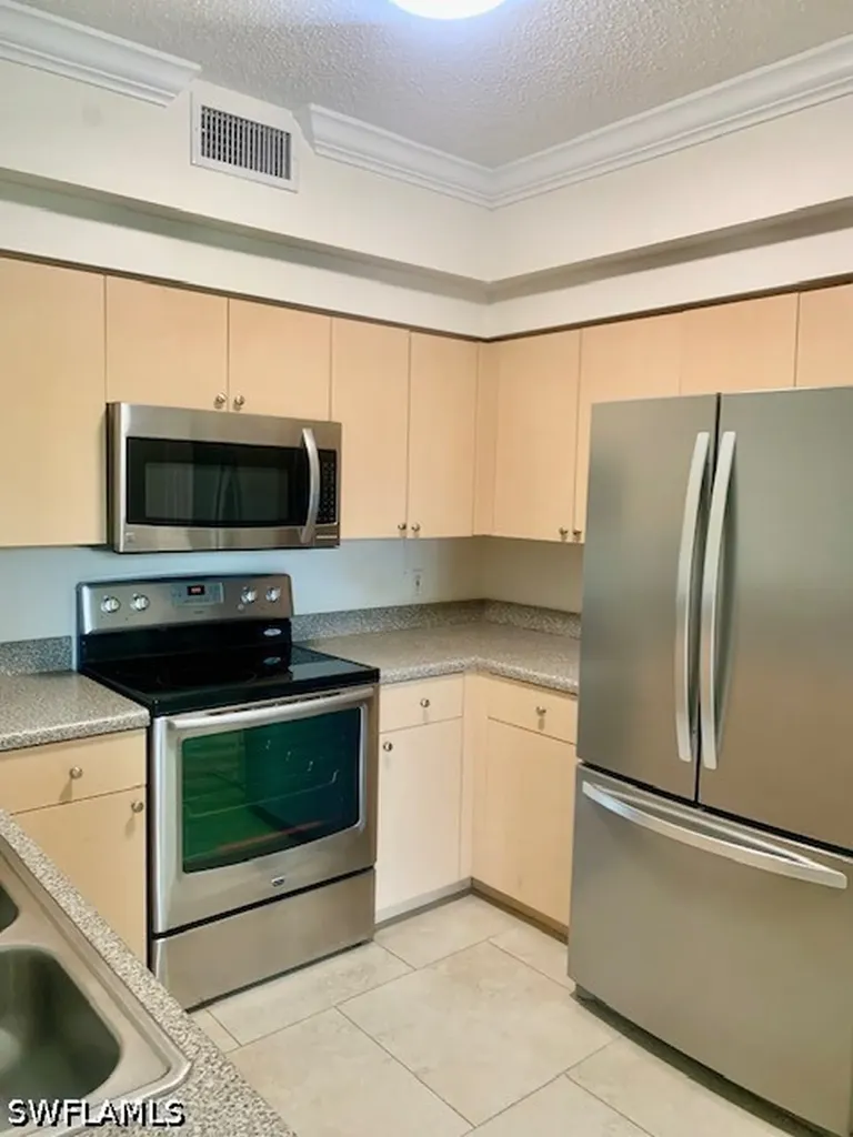 1180 Reserve Way Naples FL 34105