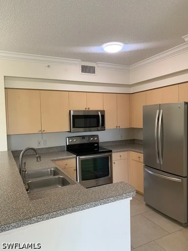 1180 Reserve Way Naples FL 34105