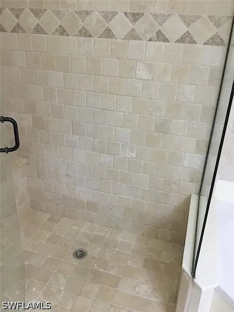 2200 Arielle Drive Naples FL 34109