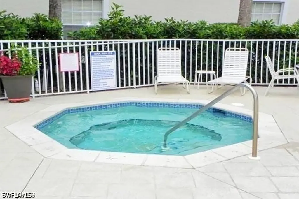 2200 Arielle Drive Naples FL 34109