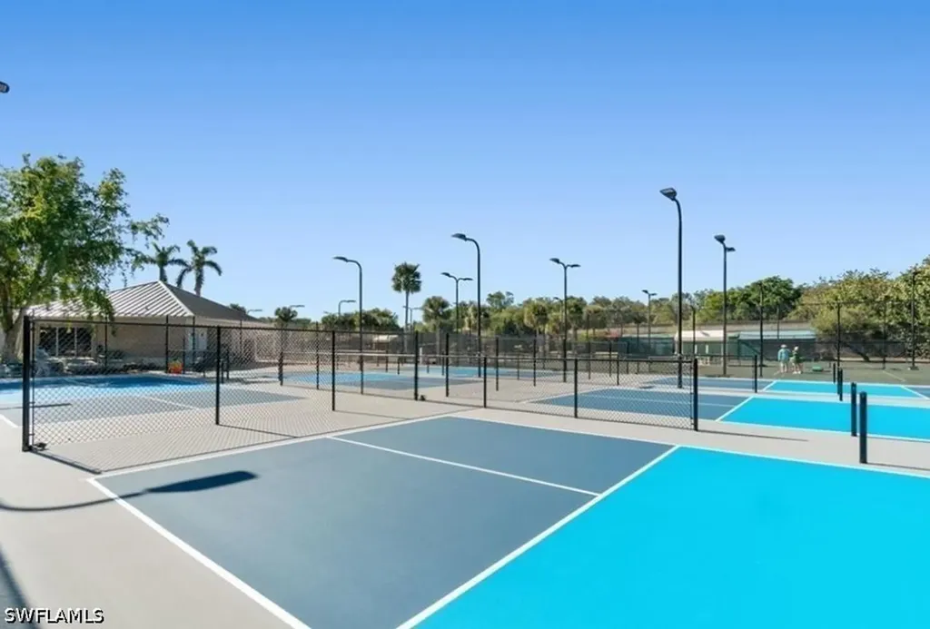 2200 Arielle Drive Naples FL 34109