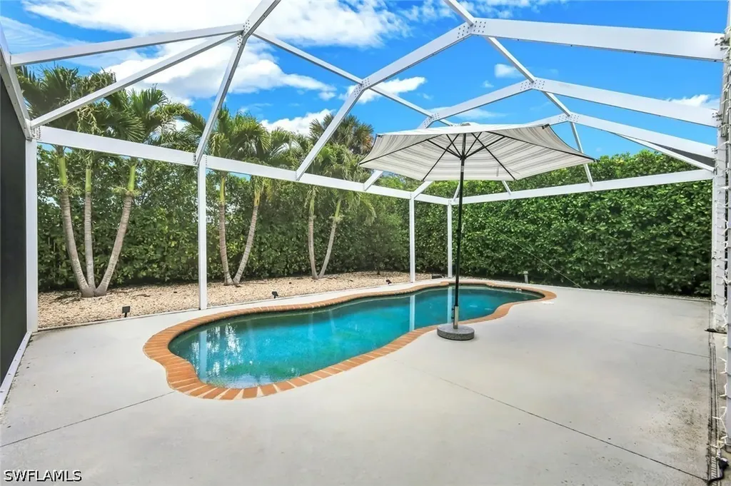 779 98th Avenue N Naples FL 34108