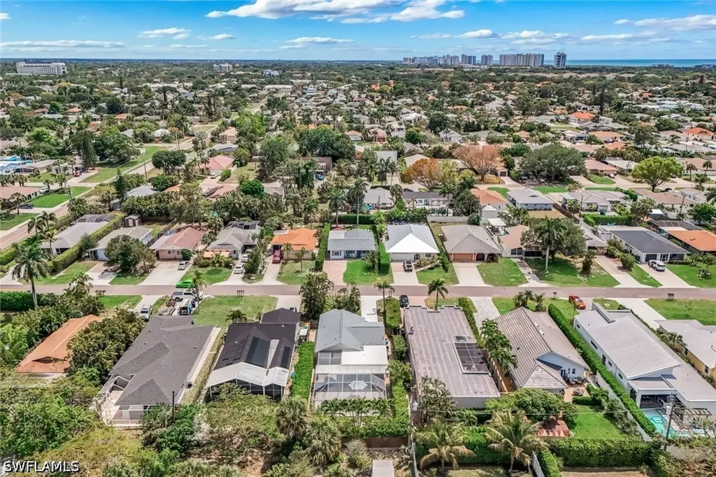779 98th Avenue N Naples FL 34108