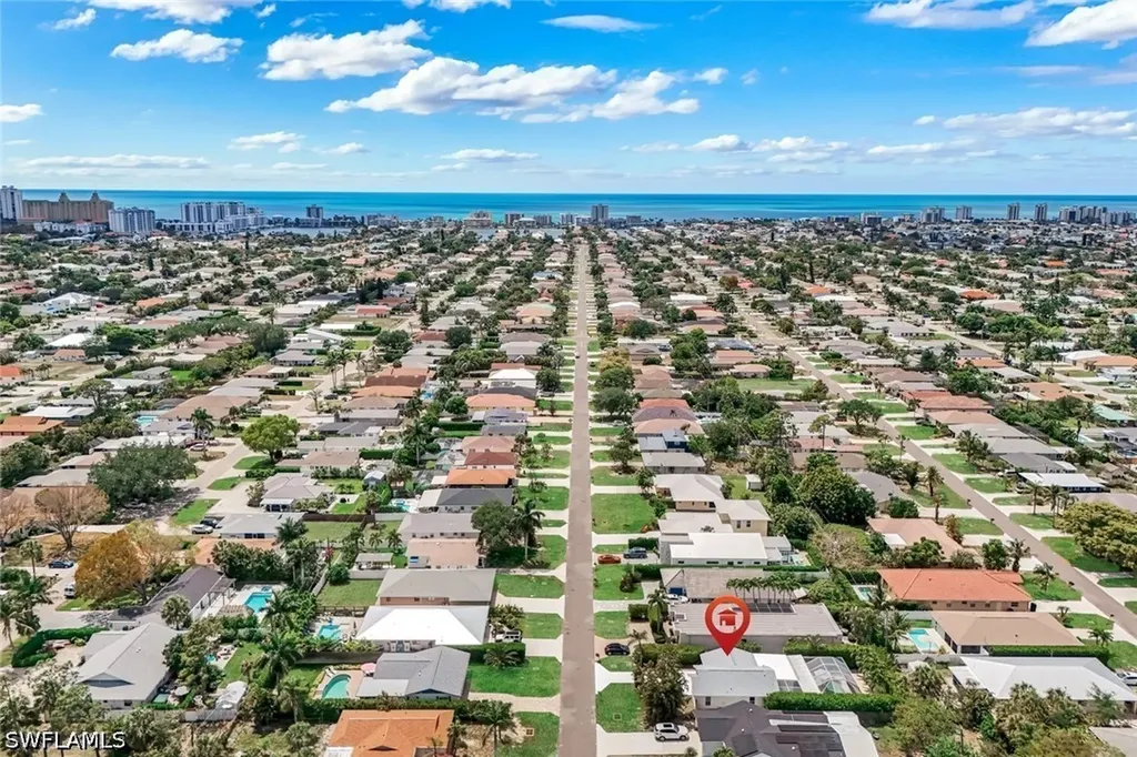 779 98th Avenue N Naples FL 34108