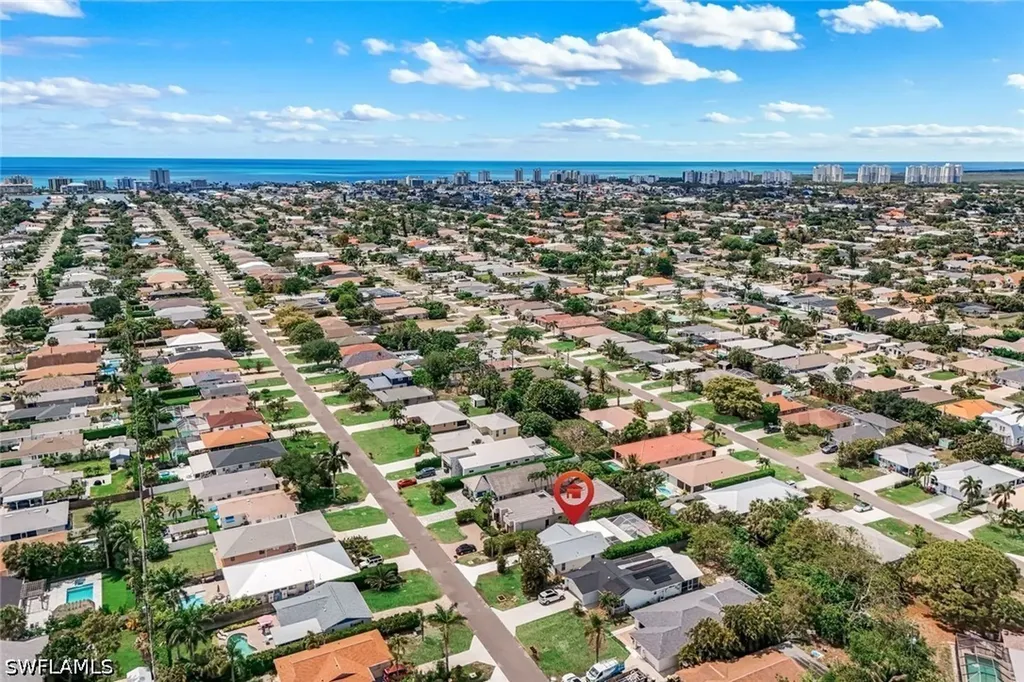 779 98th Avenue N Naples FL 34108