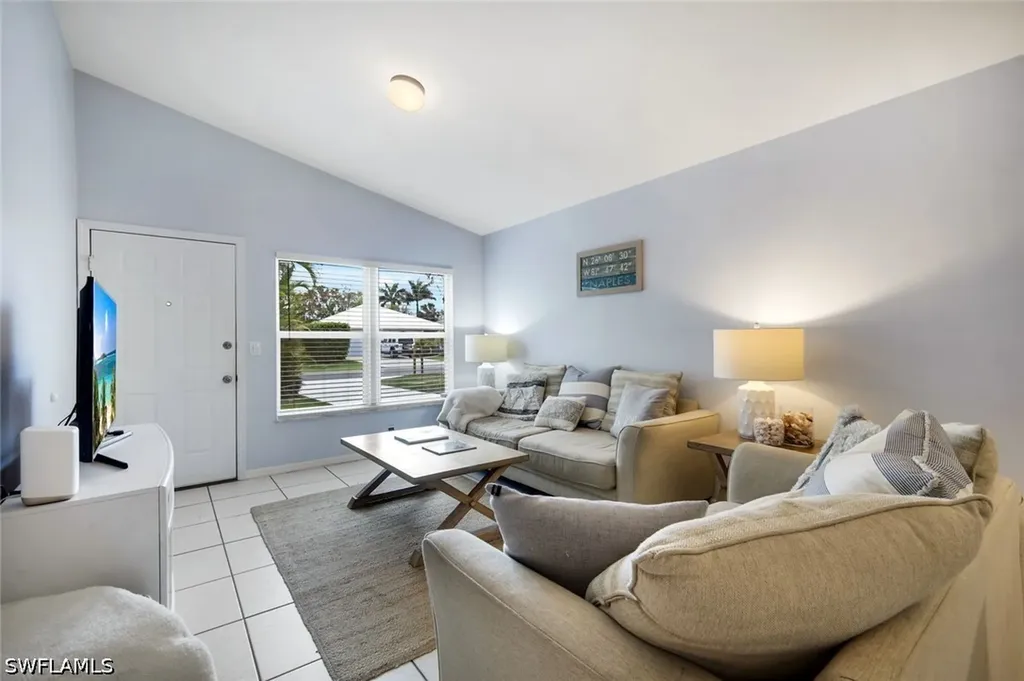 779 98th Avenue N Naples FL 34108