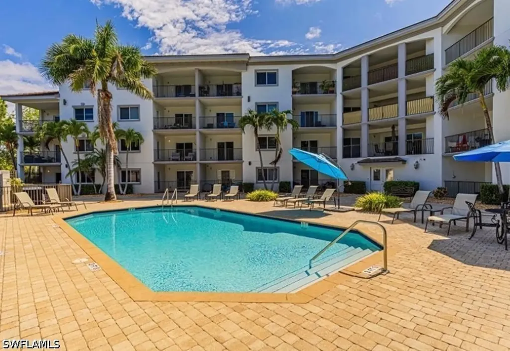 1100 Pine Ridge Road Naples FL 34108