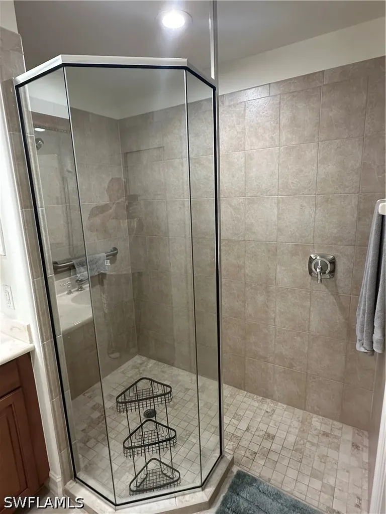 2004 Tarpon Bay Drive N Naples FL 34119