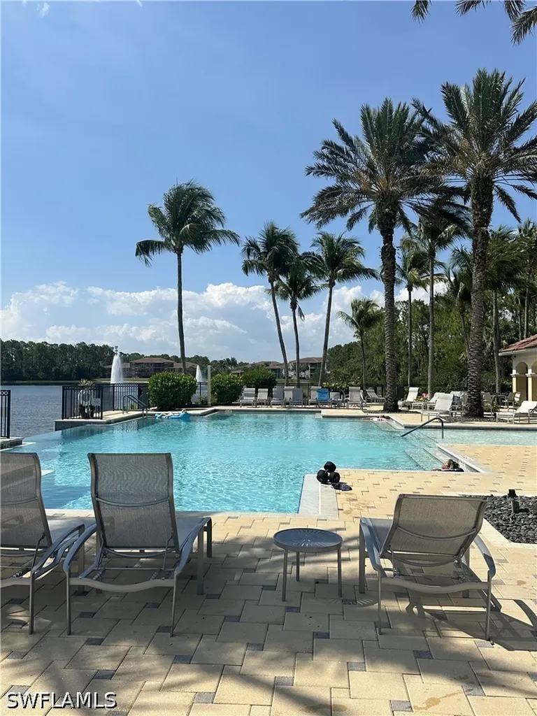 2004 Tarpon Bay Drive N Naples FL 34119