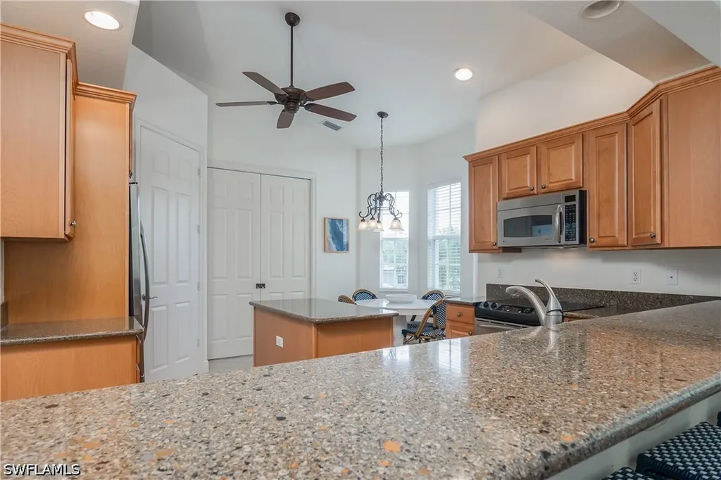 7845 Hawthorne Drive Naples FL 34113