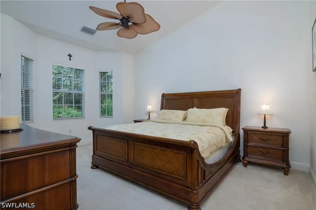 7845 Hawthorne Drive Naples FL 34113
