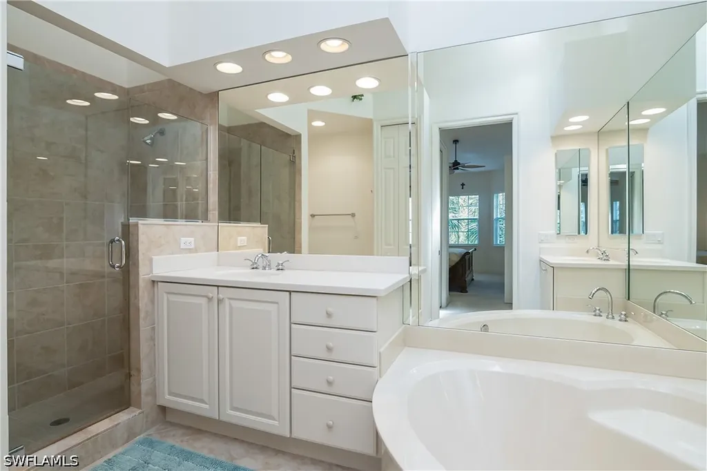 7845 Hawthorne Drive Naples FL 34113