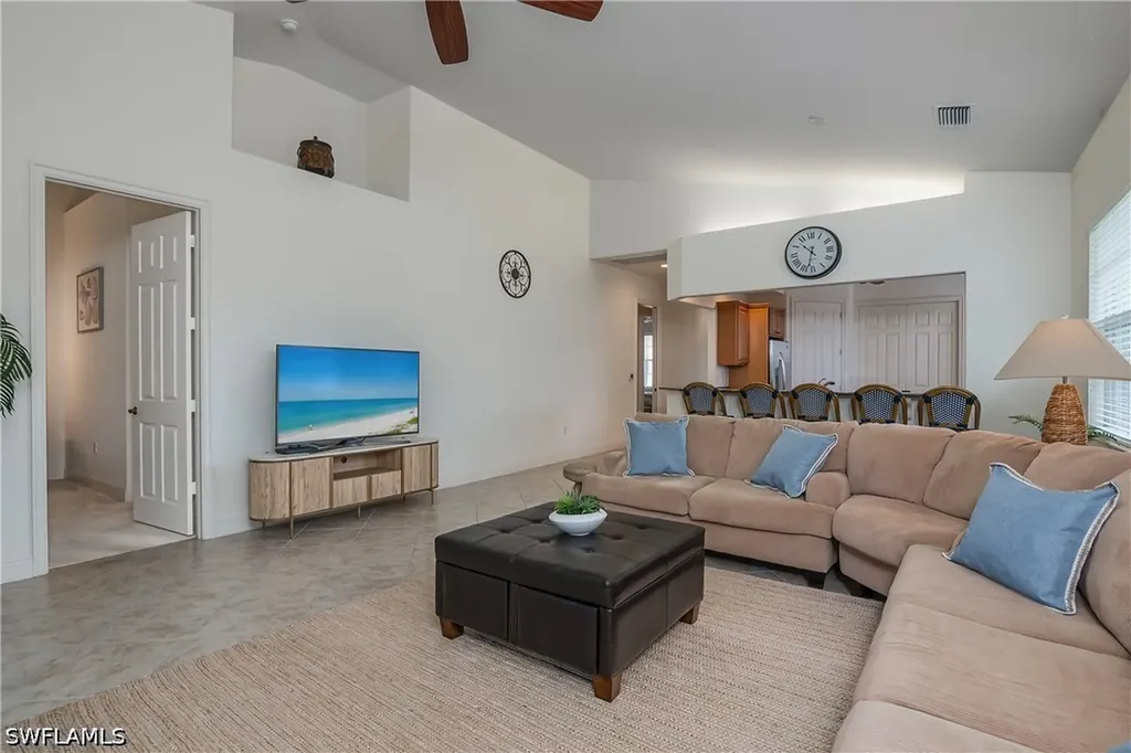 7845 Hawthorne Drive Naples FL 34113