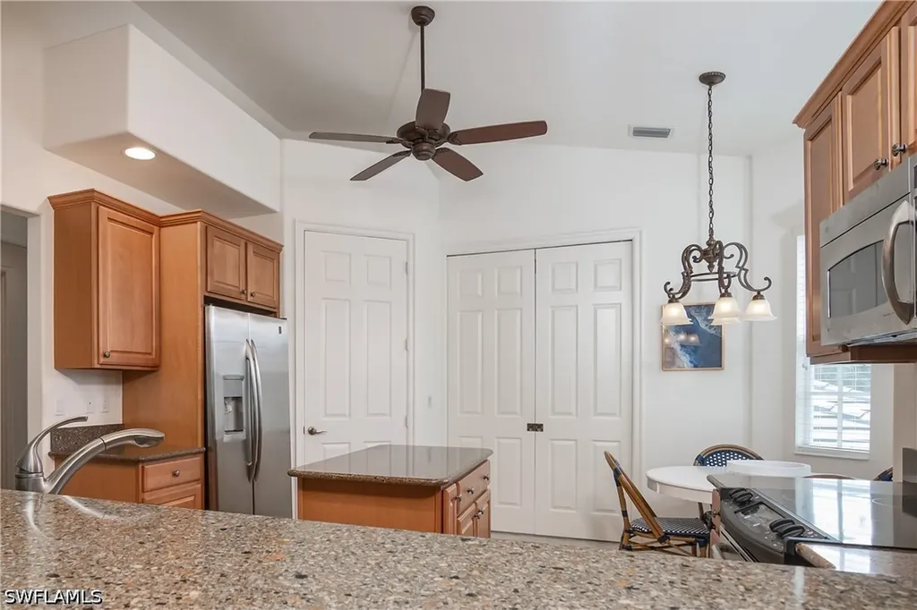 7845 Hawthorne Drive Naples FL 34113
