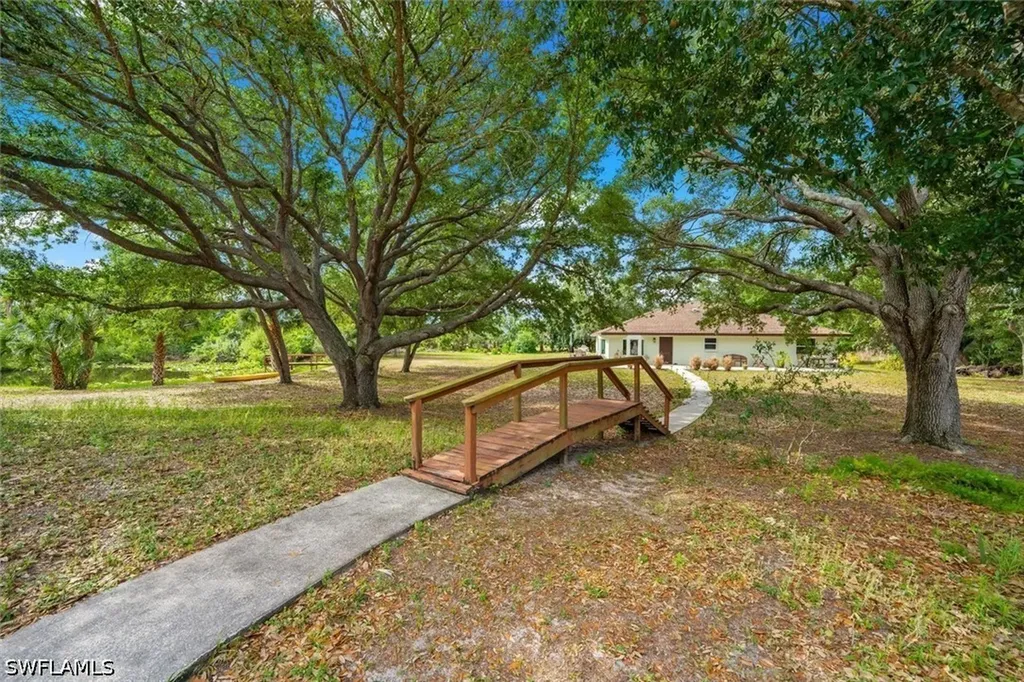 2900 Curry Lane Nokomis FL 34275