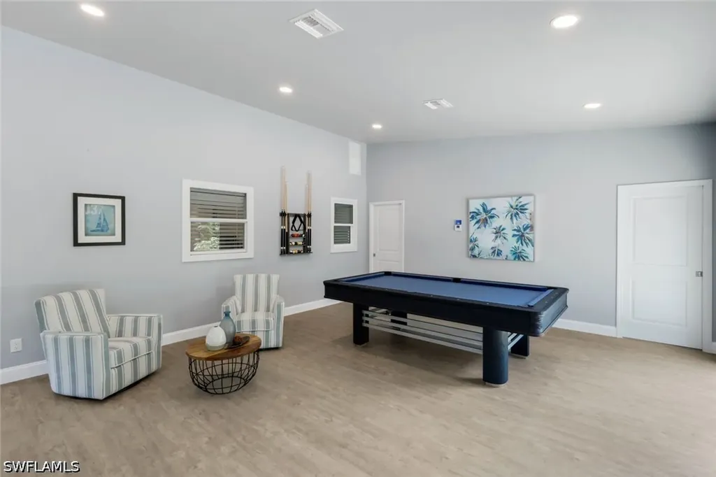 630 109th Avenue N Naples FL 34108