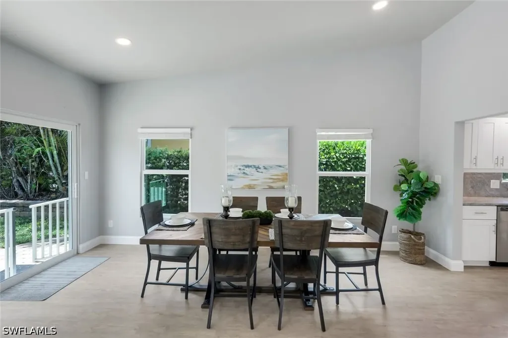 630 109th Avenue N Naples FL 34108