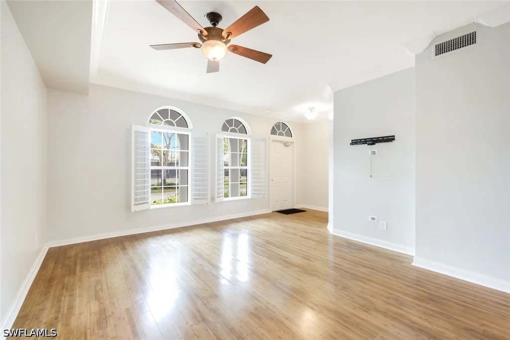 6124 Towncenter Circle Naples FL 34119