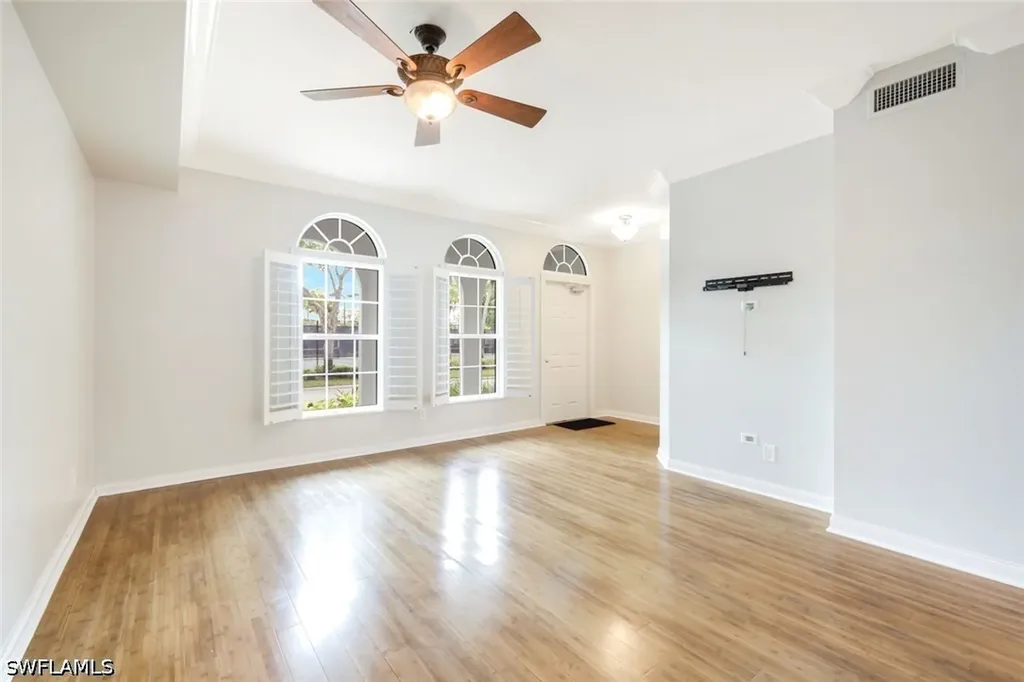 6124 Towncenter Circle Naples FL 34119