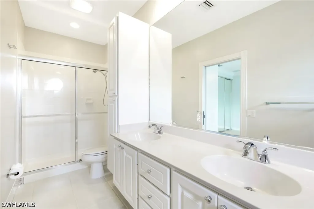 6124 Towncenter Circle Naples FL 34119