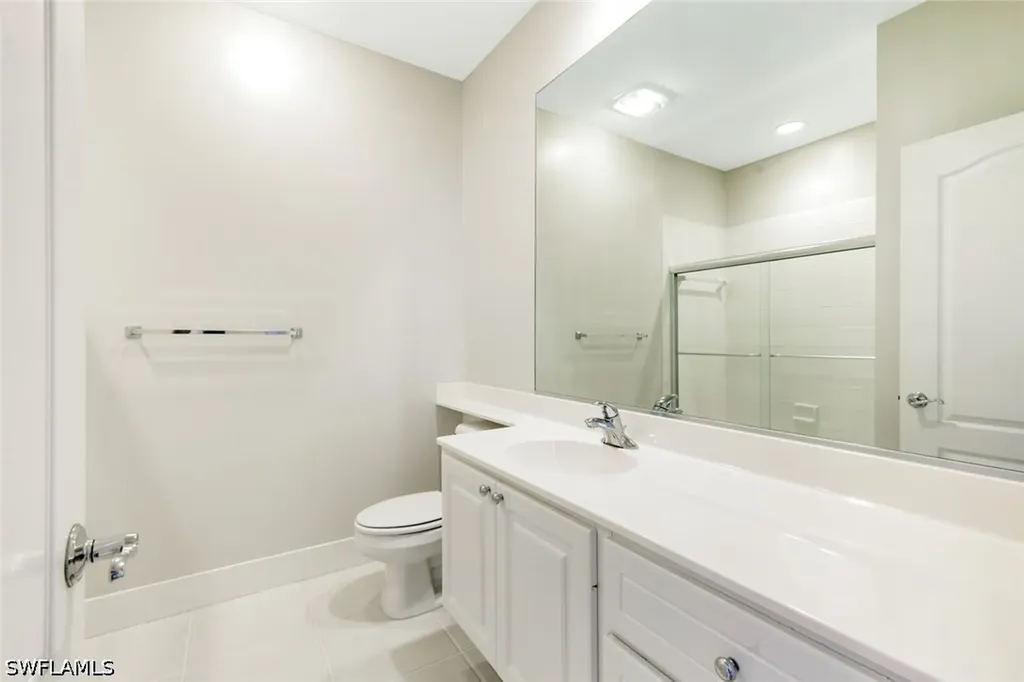 6124 Towncenter Circle Naples FL 34119