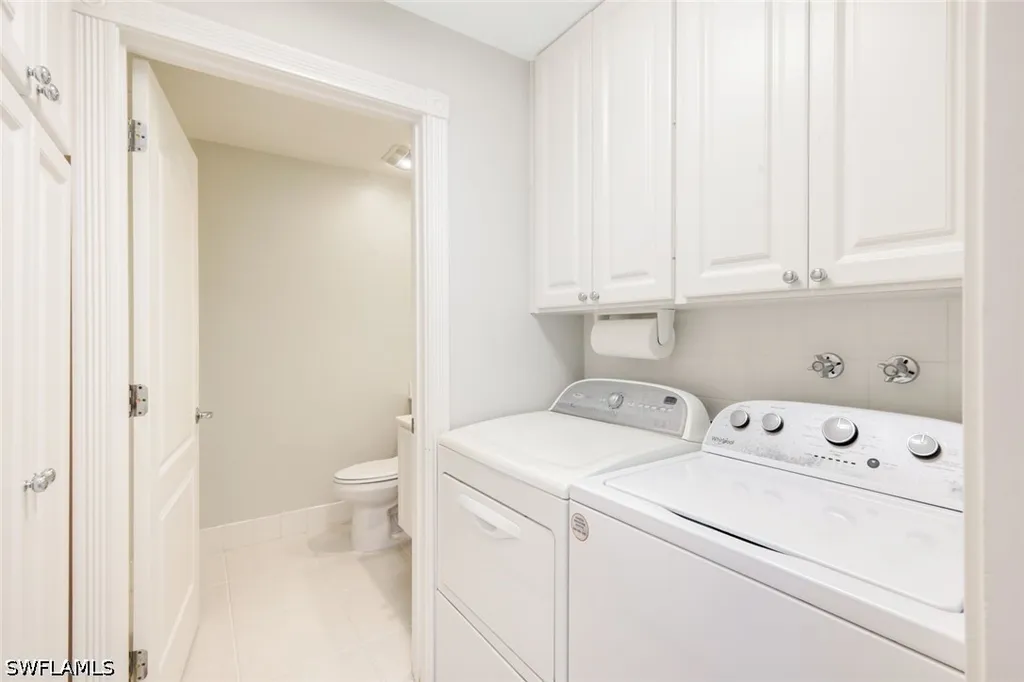 6124 Towncenter Circle Naples FL 34119