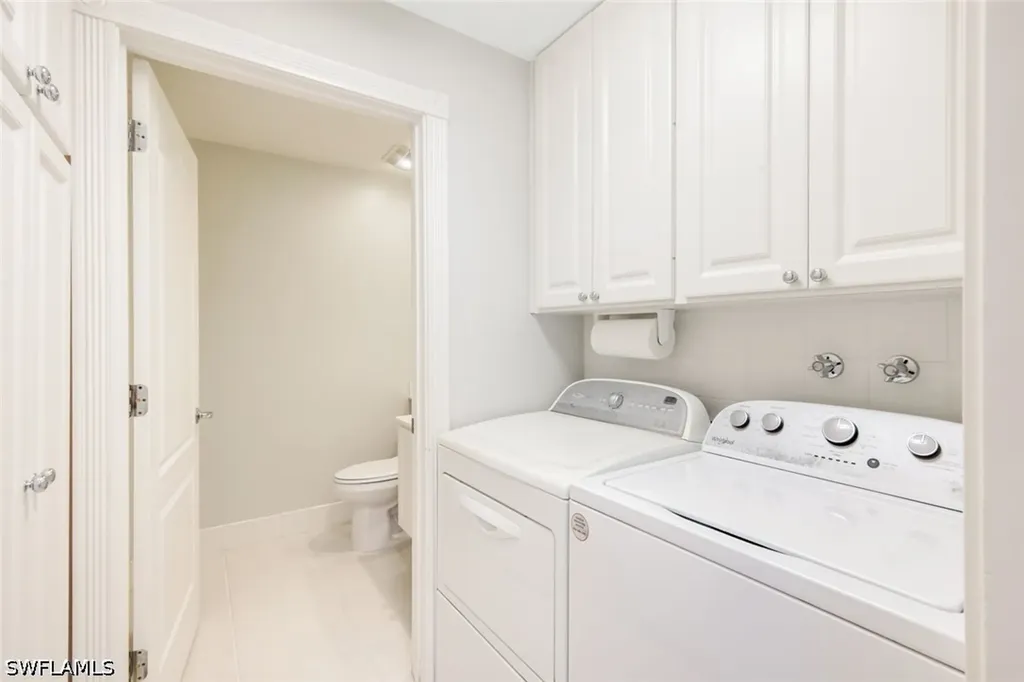 6124 Towncenter Circle Naples FL 34119